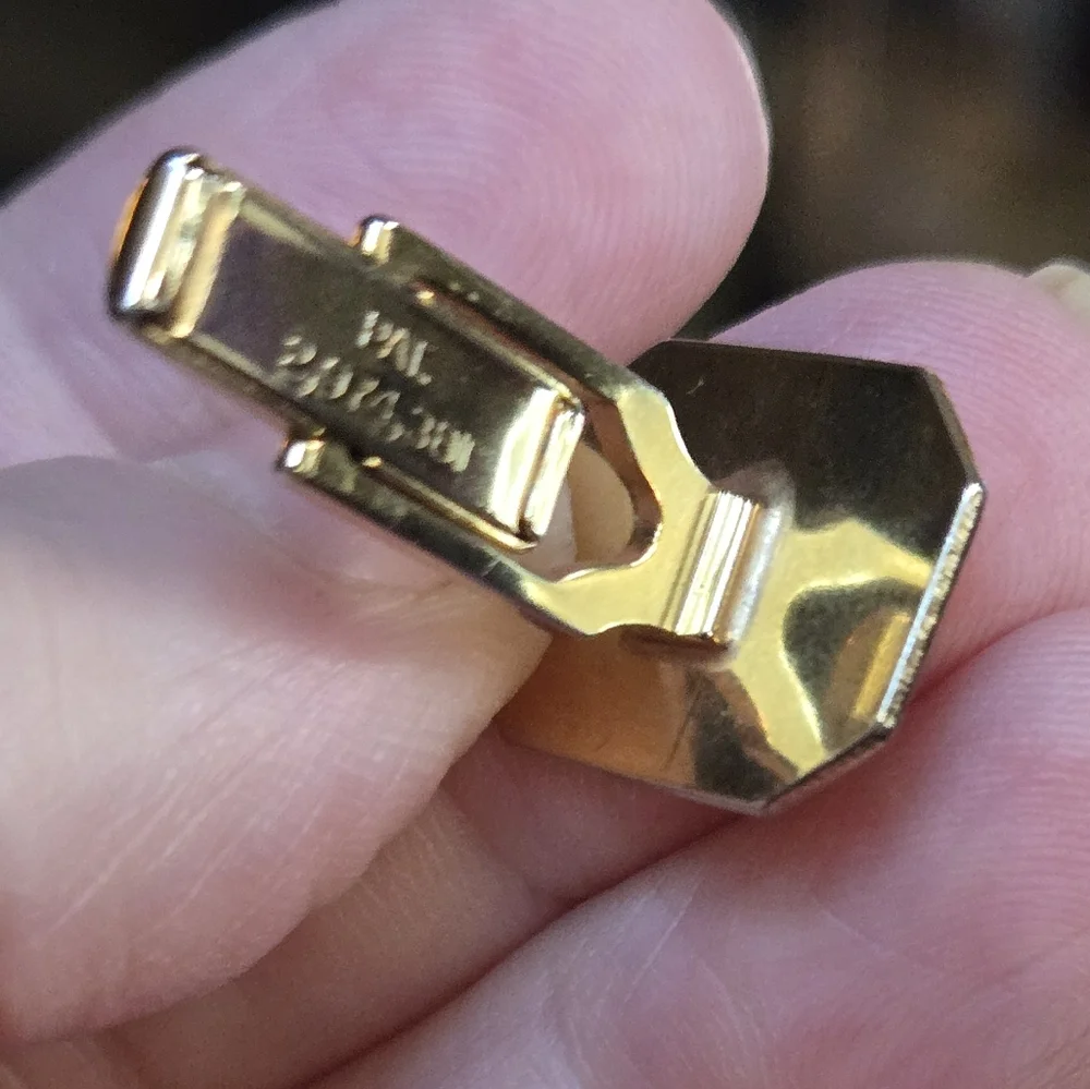 Provenance gold layered vintage cuff links in LIKE NEW Collectible pat2974381 - Picture 8 of 8